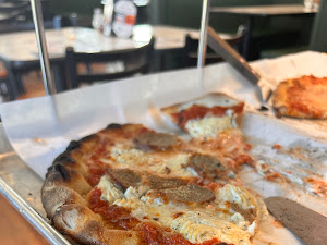 Pizza review photo