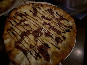 Pizza review photo