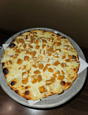 Chicken Alfredo Pizza