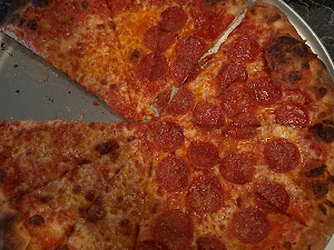 Pizza review photo