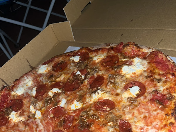 Pizza review photo