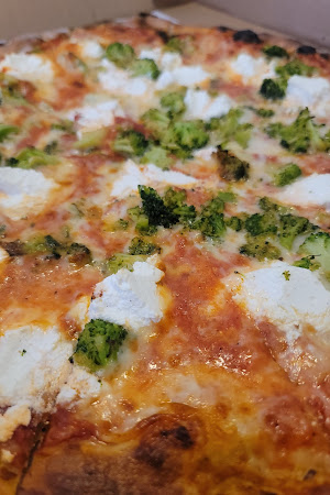 Pizza review photo