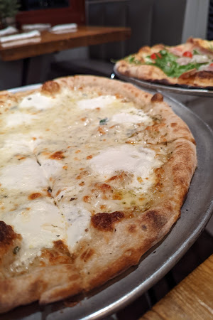 Pizza review photo