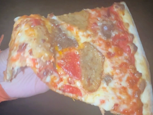 Pizza review photo